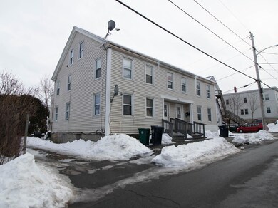 17 Wentworth St, Biddeford, ME 04005 - photo 2
