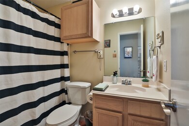 7911 Woodland Oaks Ct, Houston, TX 77040 - photo 7