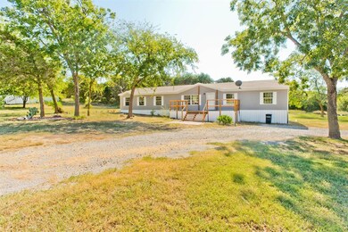149 Opal Dr, Weatherford, TX 76087 - photo 2
