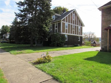 824 Ohio Ave, Midland, PA 15059 - photo 2