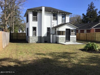 1110 Wycoff Ave, Jacksonville, FL 32205 - photo 4