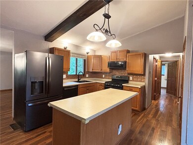 2005 8 1 2 Ave, Cameron, WI 54822 - photo 3