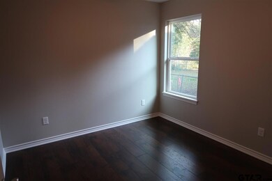 3220 Palestine St, Tyler, TX 75701 - photo 5