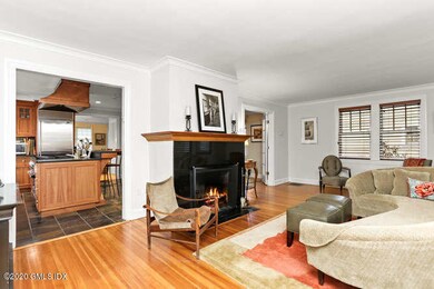 49 Riverside Ave Riverside CT-small-008-