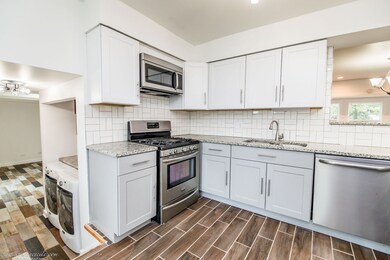 19020 Loras Ln, Country Club Hills, IL 60478 - photo 5