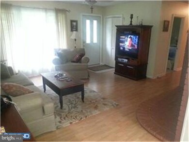 314 Cedar Ln, Mount Laurel, NJ 08054 - photo 2