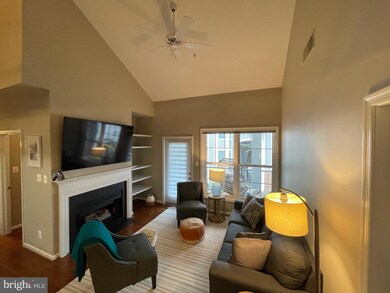 46588 Drysdale Terrace unit 303, Sterling, VA 20165 - photo 3