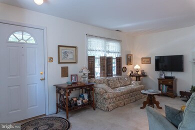 521 Portsmouth Ct, Sellersville, PA 18960 - photo 4