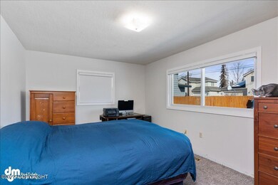 11-Bedroom 1_MAX3621