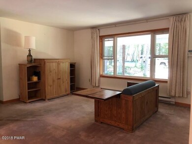 800 Hickory Ct, Hawley, PA 18428 - photo 3