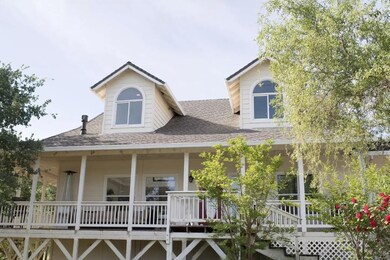 10738 Green Oaks Ln, Redding, CA 96003 - photo 2