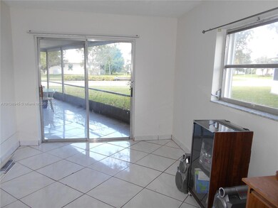 7000 NW 76th Ct, Tamarac, FL 33321 - photo 7