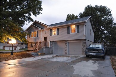 518 South St, Grain Valley, MO 64029 - photo 2