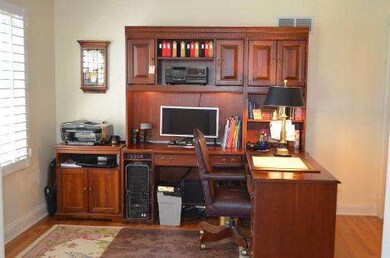 342 N Water St, Batavia, IL 60510 - photo 2