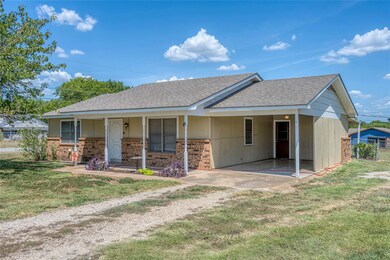 654 Old Airport Rd, Denison, TX 75021 - photo 3