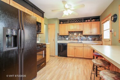 3803 Holly Ln, Rolling Meadows, IL 60008 - photo 5