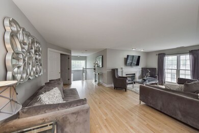 1511 Treeline Ct unit 1202, Naperville, IL 60565 - photo 4