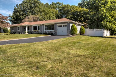 04_House Front-2