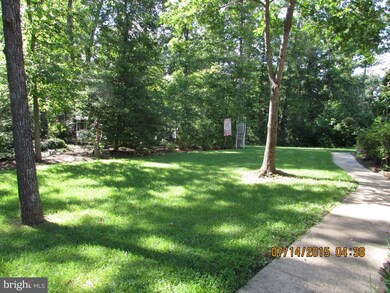 44661 Rolling Oak Ln, California, MD 20619 - photo 3