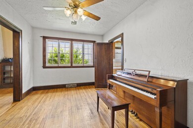 8_dining room 02