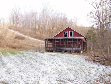 3672 Old Mill Rd, Slatington, PA 18080 - photo 2