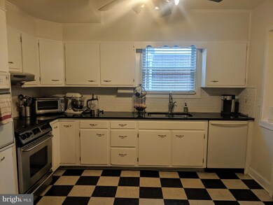 2009 W Highland St, Allentown, PA 18104 - photo 5