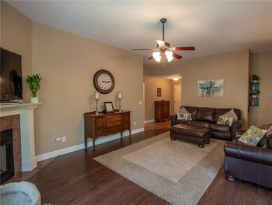 25 Leona Dr, Bella Vista, AR 72715 - photo 6