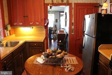 1032 E Schuylkill Rd, Pottstown, PA 19465 - photo 5