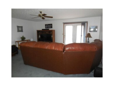 1454 N 550 E, Windfall, IN 46076 - photo 5