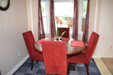 9758 Southport Dr, Houston, TX 77089 - photo 4