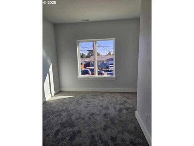 453 N 12th St, St. Helens, OR 97051 - photo 5