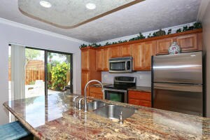 2511 25th Ct, Jupiter, FL 33477 - photo 2