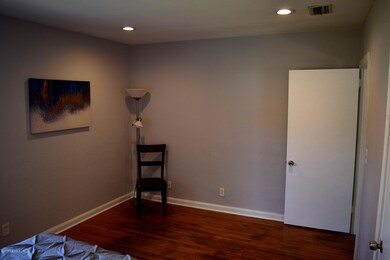 1055 Cassat Ave, Jacksonville, FL 32205 - photo 3