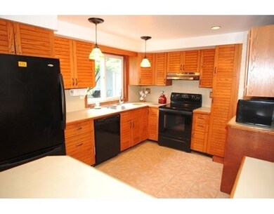 15 Bradford Rd, Framingham, MA 01701 - photo 6