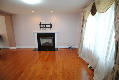 7 Annabelle Ct, Nashua, NH 03062 - photo 2