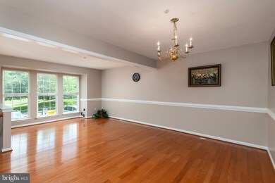 8706 Pine Meadows Dr, Odenton, MD 21113 - photo 5