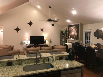 392 Shingle Gap Rd, Purlear, NC 28665 - photo 2