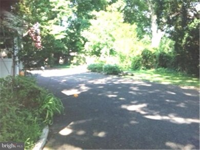 28 School Ln, Willow Grove, PA 19090 - photo 2