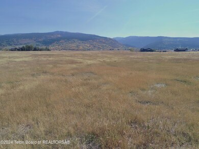 2020 Cherry Grove Ln, Victor, ID 83455 - photo 6