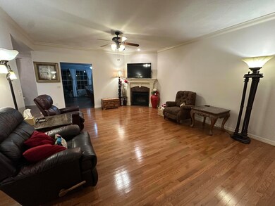 5644 S Winsor Dr, Battlefield, MO 65619 - photo 7