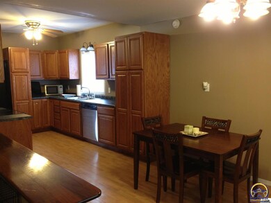 315 E Railroad St, Topeka, KS 66615 - photo 6