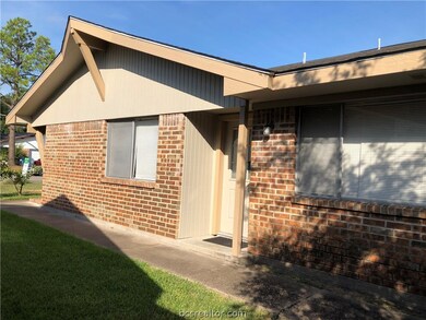 1707 Lawyer St unit A, College Station, TX 77840 - photo 2