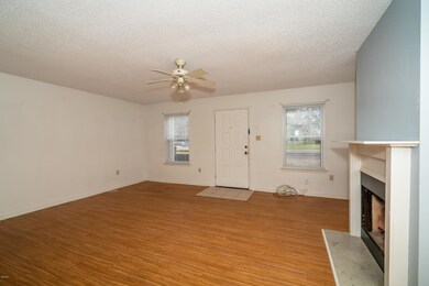 20111 Unit B Daugherty Road-06731