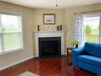 855 Fieldstone Trail, Easton, PA 18040 - photo 5