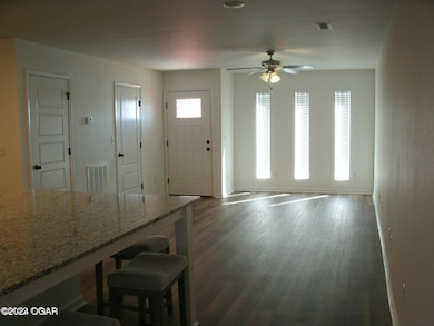 608 Cass Cir, Duenweg, MO 64841 - photo 3