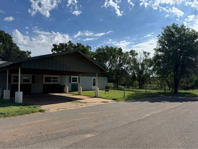 122 Ash St, Alva, OK 73717 - photo 5