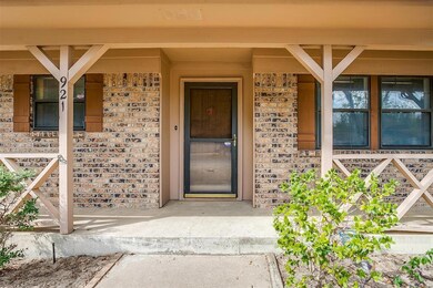 921 Rosebud Dr, Azle, TX 76020 - photo 6