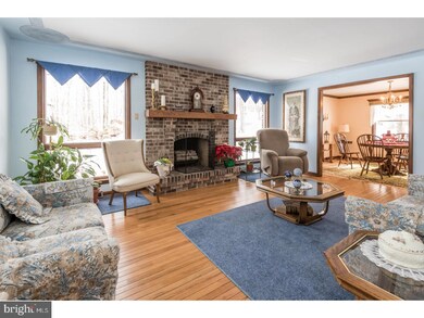 92 Mill Rd, Schwenksville, PA 19473 - photo 4