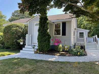 145 S Worcester St, Norton, MA 02766 - photo 3