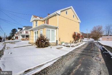 2013 Buchanan Trail E, Shady Grove, PA 17256 - photo 3